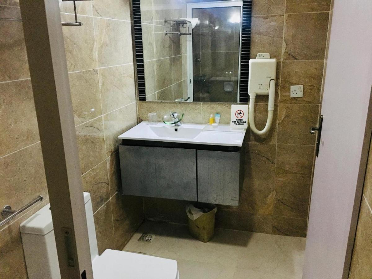 BW Starfire Hotel Ikeja Exterior photo