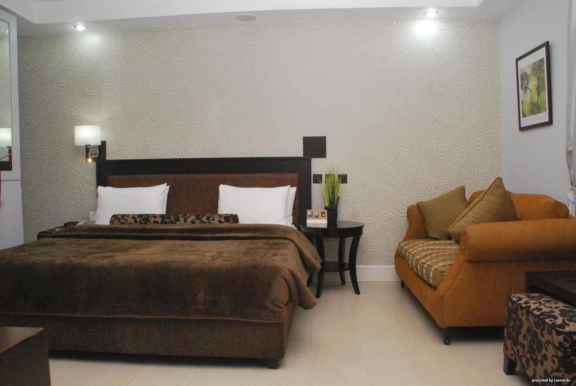 BW Starfire Hotel Ikeja Exterior photo