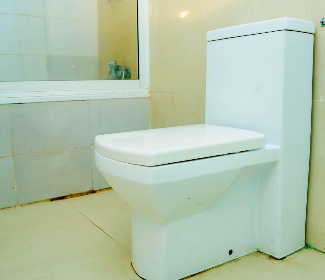 BW Starfire Hotel Ikeja Exterior photo