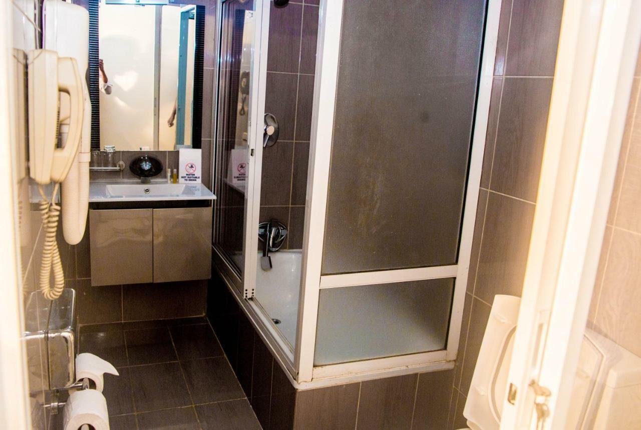 BW Starfire Hotel Ikeja Exterior photo